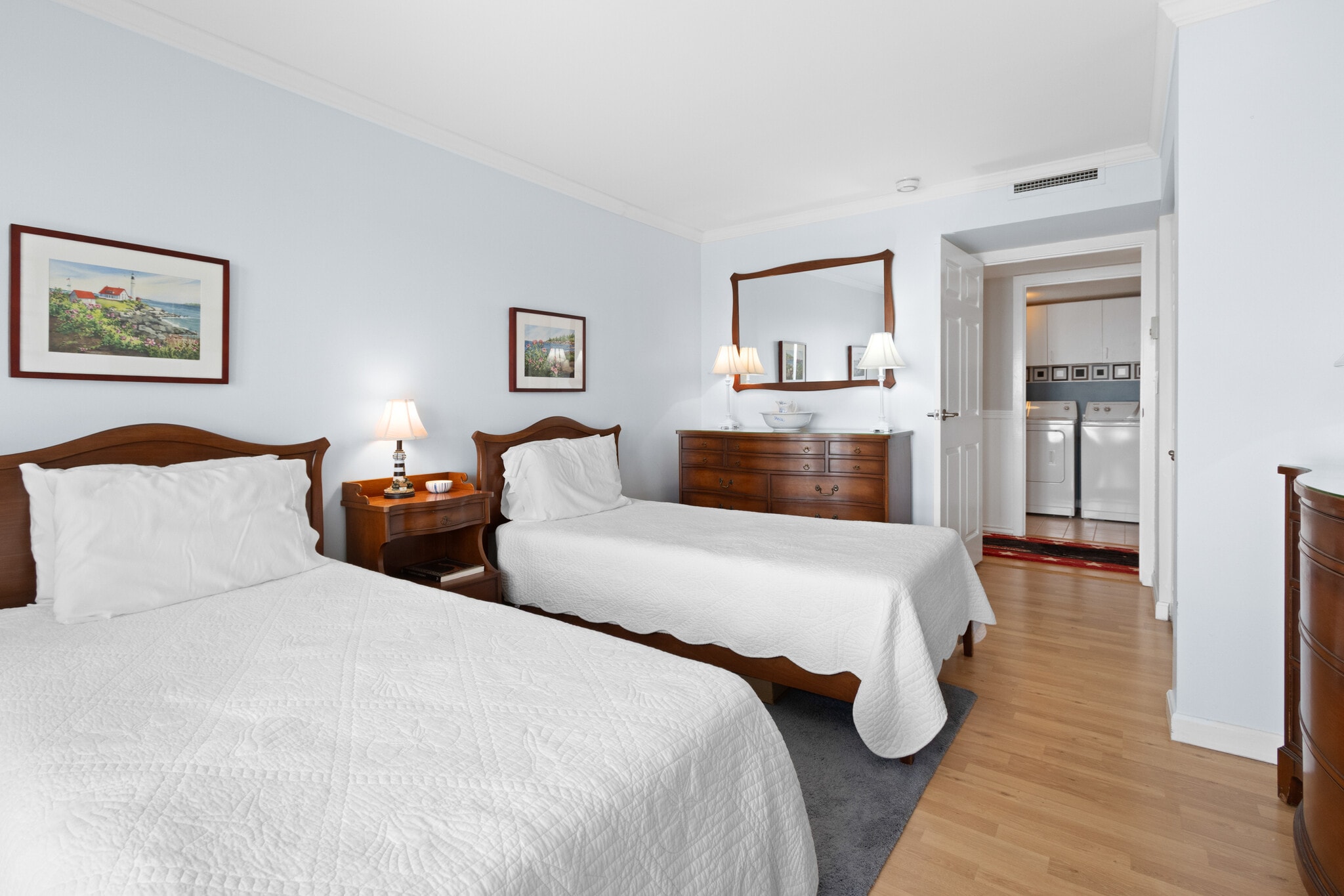 Building Photo - 1 Seacliff Ave