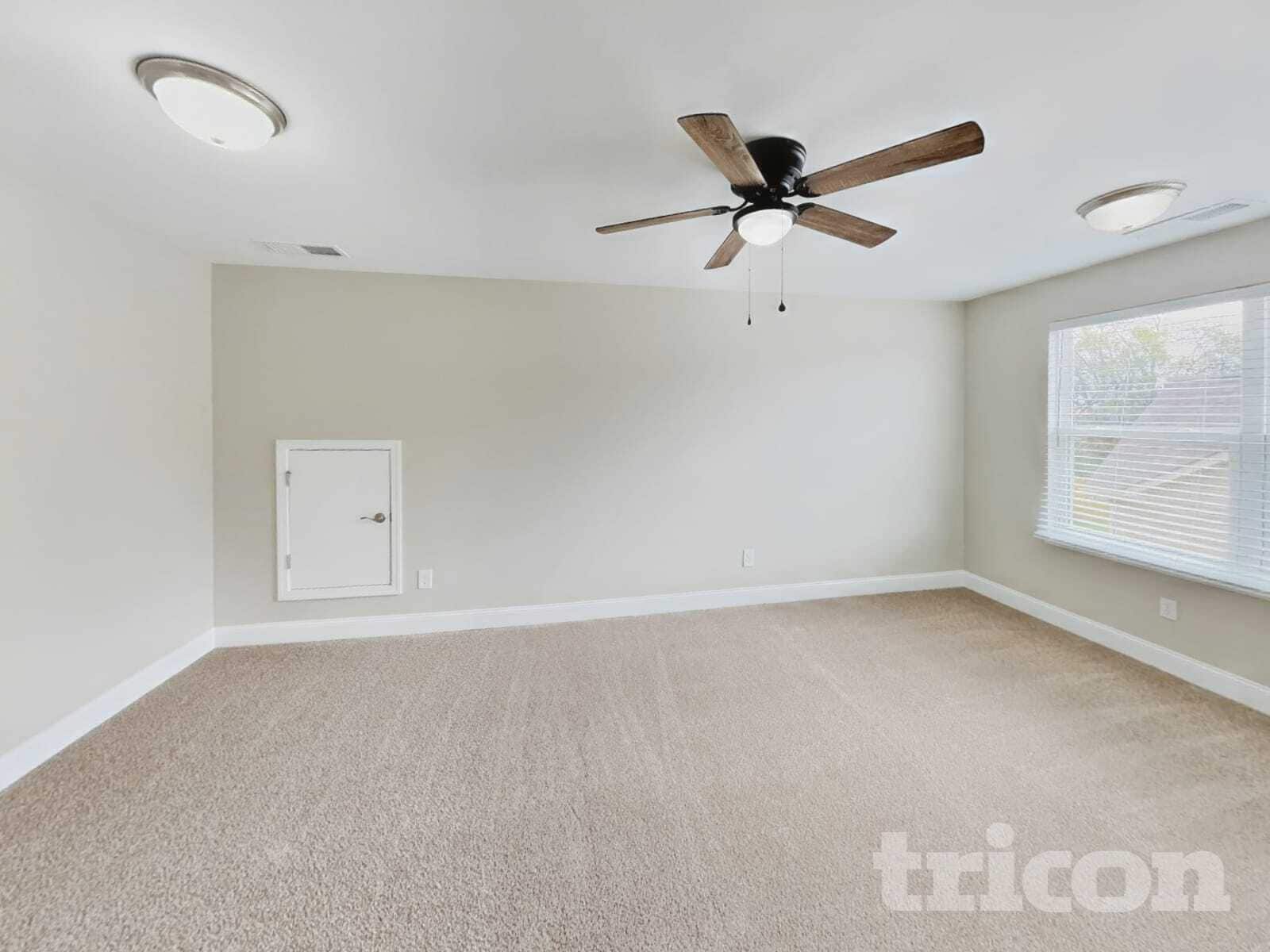 Building Photo - 1372 Wentworth Dr