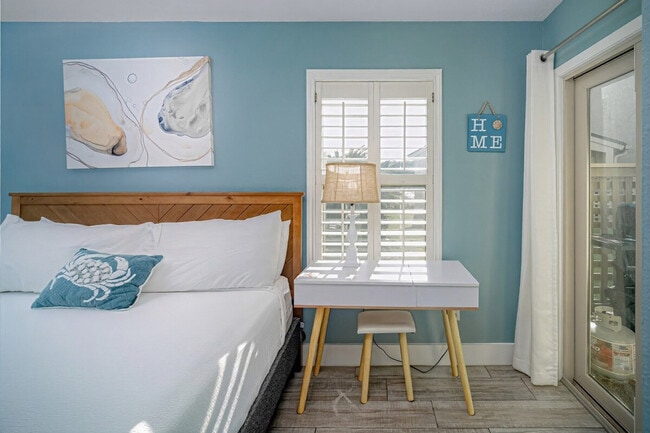 Building Photo - 1902 Bayhouse Dr