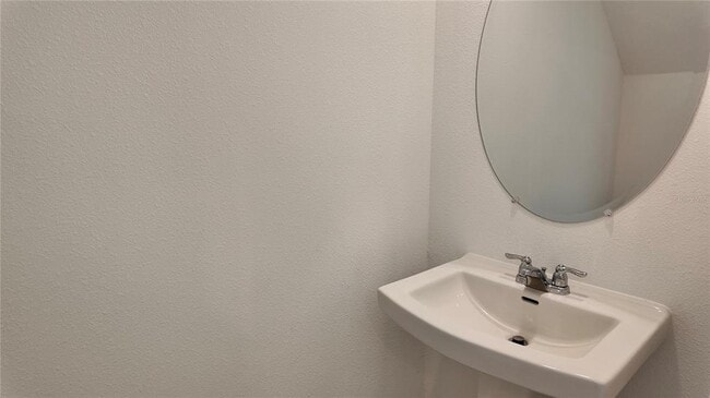 Building Photo - 2937 Skyline Lp