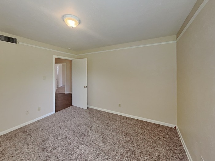 Building Photo - 3405 Norton Dr