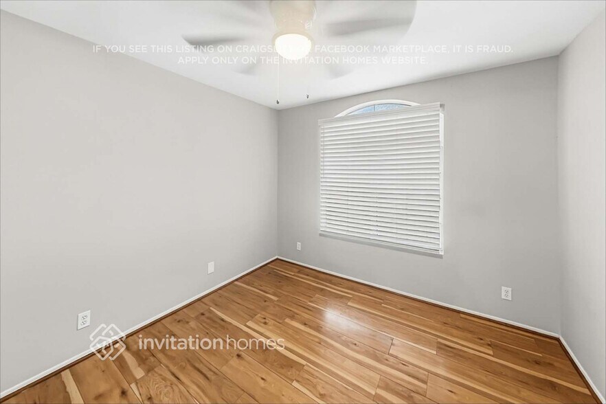 Building Photo - 2110 N Ithica St