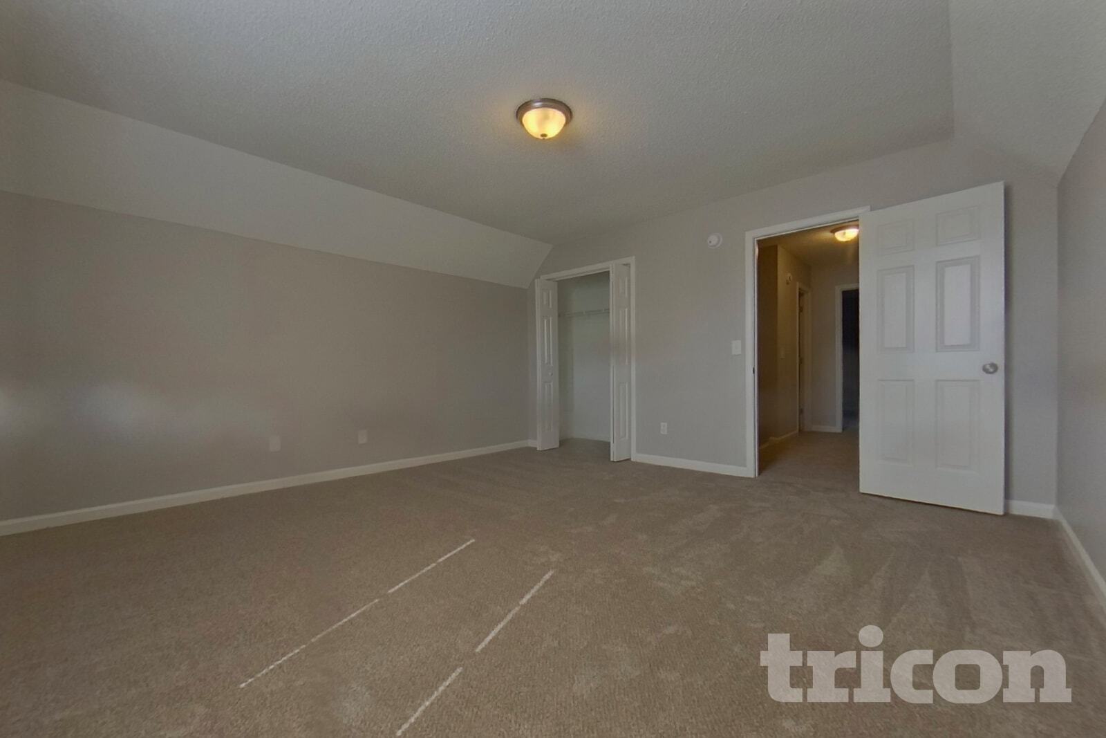 Building Photo - 13 Walnut Grove Way