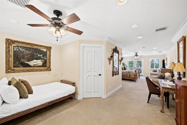 Building Photo - 1600 S Ocean Dr