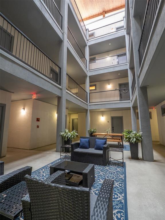 Building Photo - 908 Nueces St