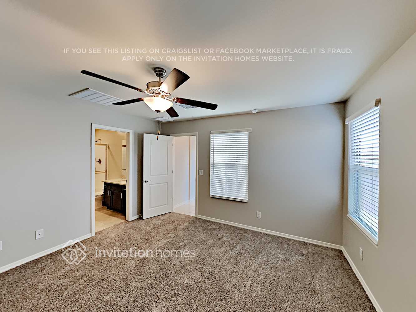 Building Photo - 8019 W Agora Ln