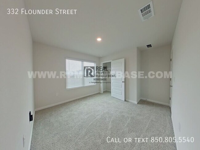 Building Photo - 332 Flounder St