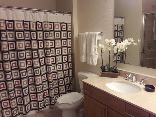 Building Photo - 1064 N Tamiami Trl