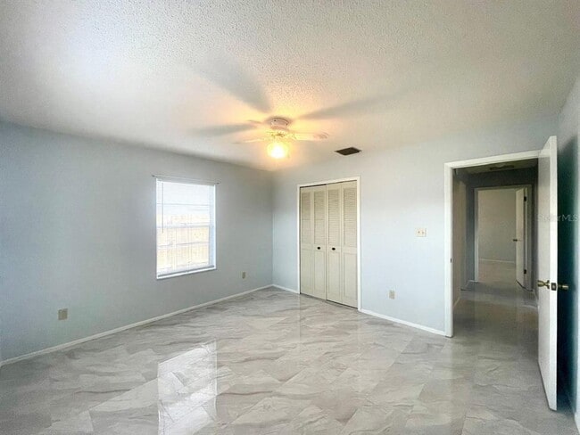 Building Photo - 1734 Willa Cir