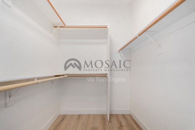 Building Photo - 1567 E Black Diamond Dr