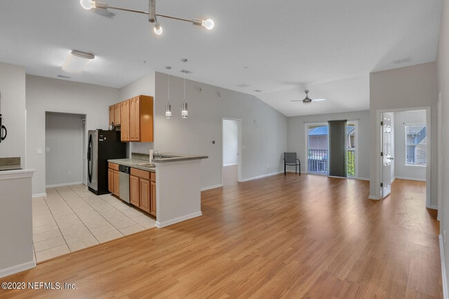 Building Photo - 9411 Osprey Branch Trail