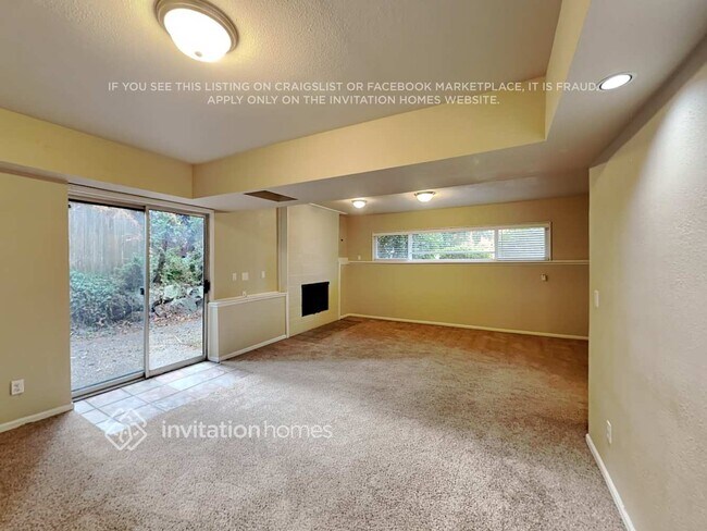 Building Photo - 28628 15th Ave S