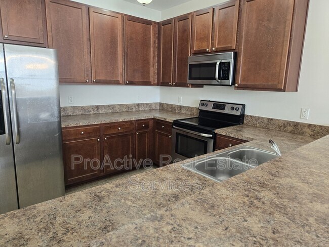 Building Photo - 2424 Chancery Ln