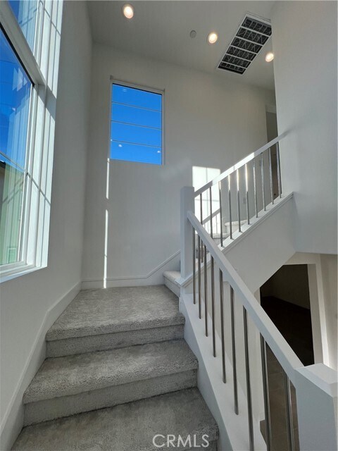 Building Photo - 75189 Aldrich Dr