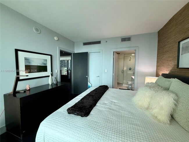 Building Photo - 55 SE 6th St