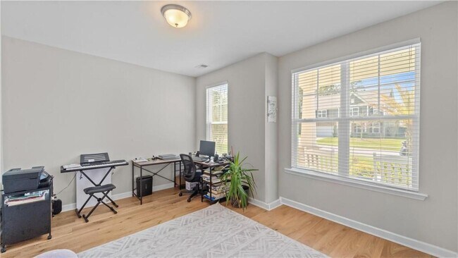 Building Photo - Beautifully Upgraded Home with Outdoor Fire Pit and Fenced Backyard in Buckhead East