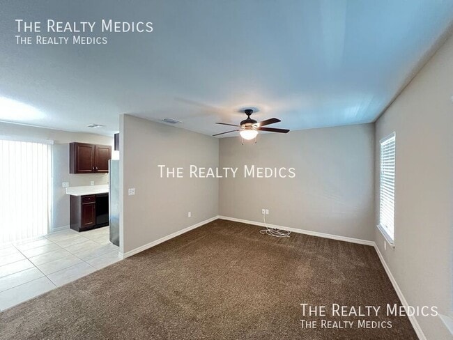 Building Photo - 15593 SW 48th Ave