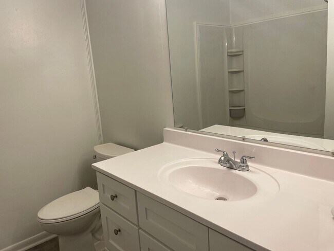 Building Photo - 6491 Carefree Ln