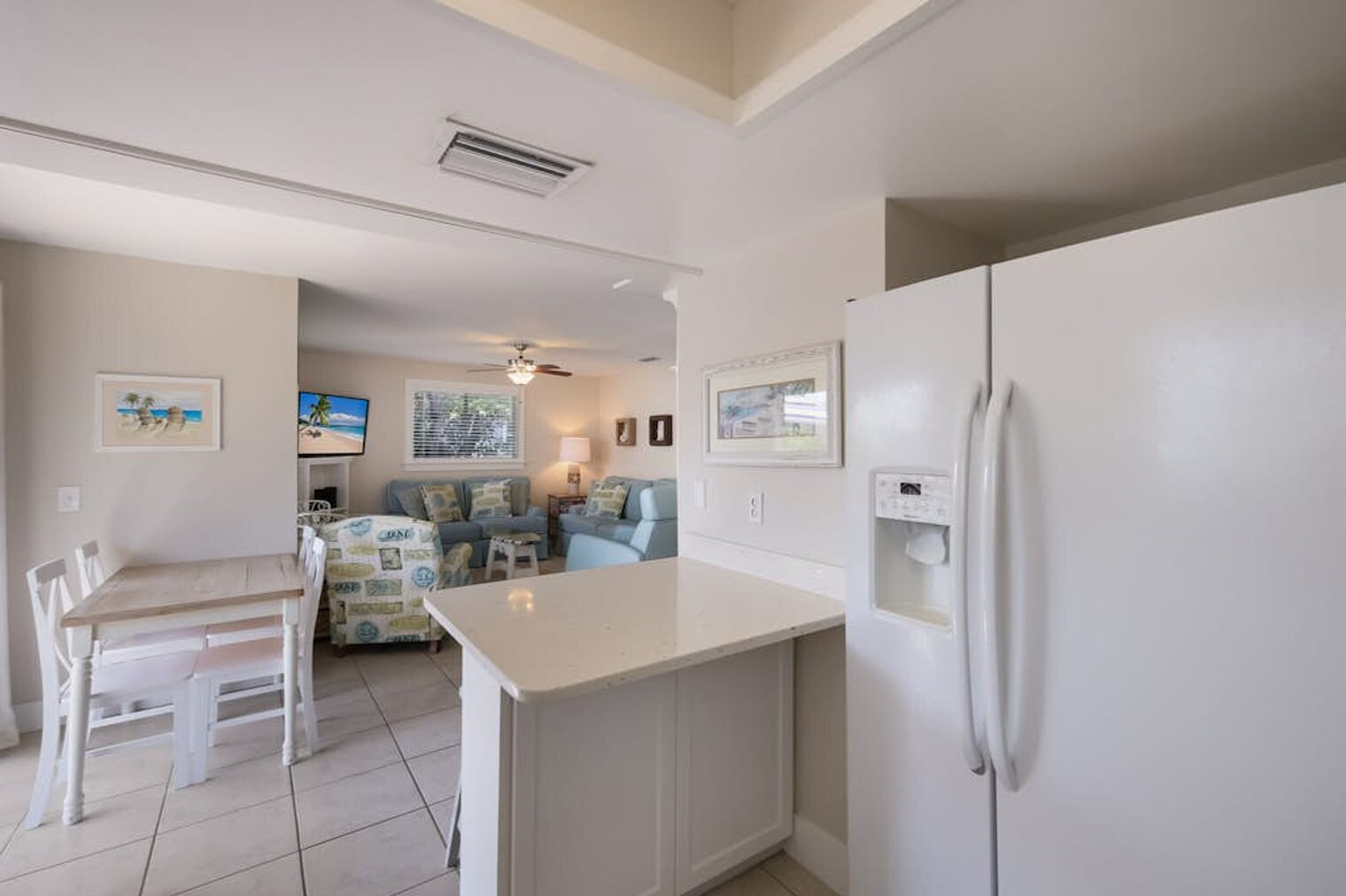 Building Photo - 2515 Avenue B