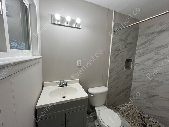 Building Photo - 4306 Righton Ln