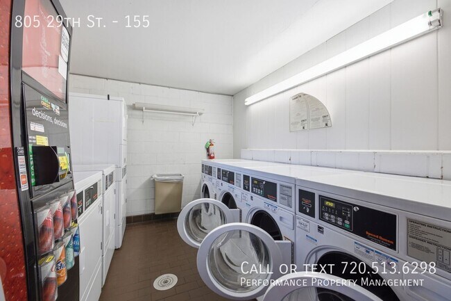 Building Photo - 805 29th St