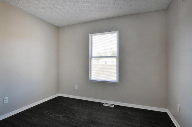 Building Photo - 1843 Canopy Ln