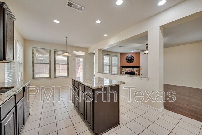 Building Photo - 10516 Bolivar Dr