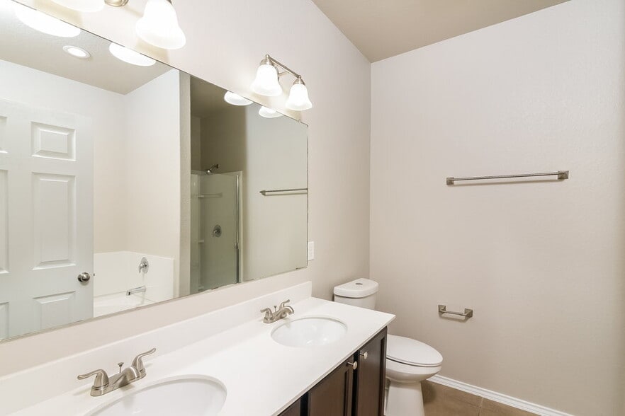 Building Photo - 7811 Paraiso Crest