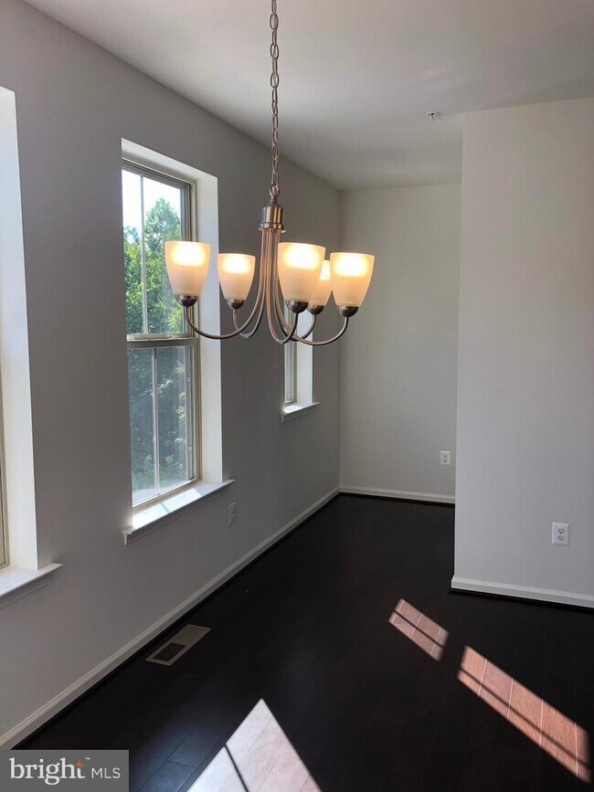 Building Photo - 2950 Timberneck Way