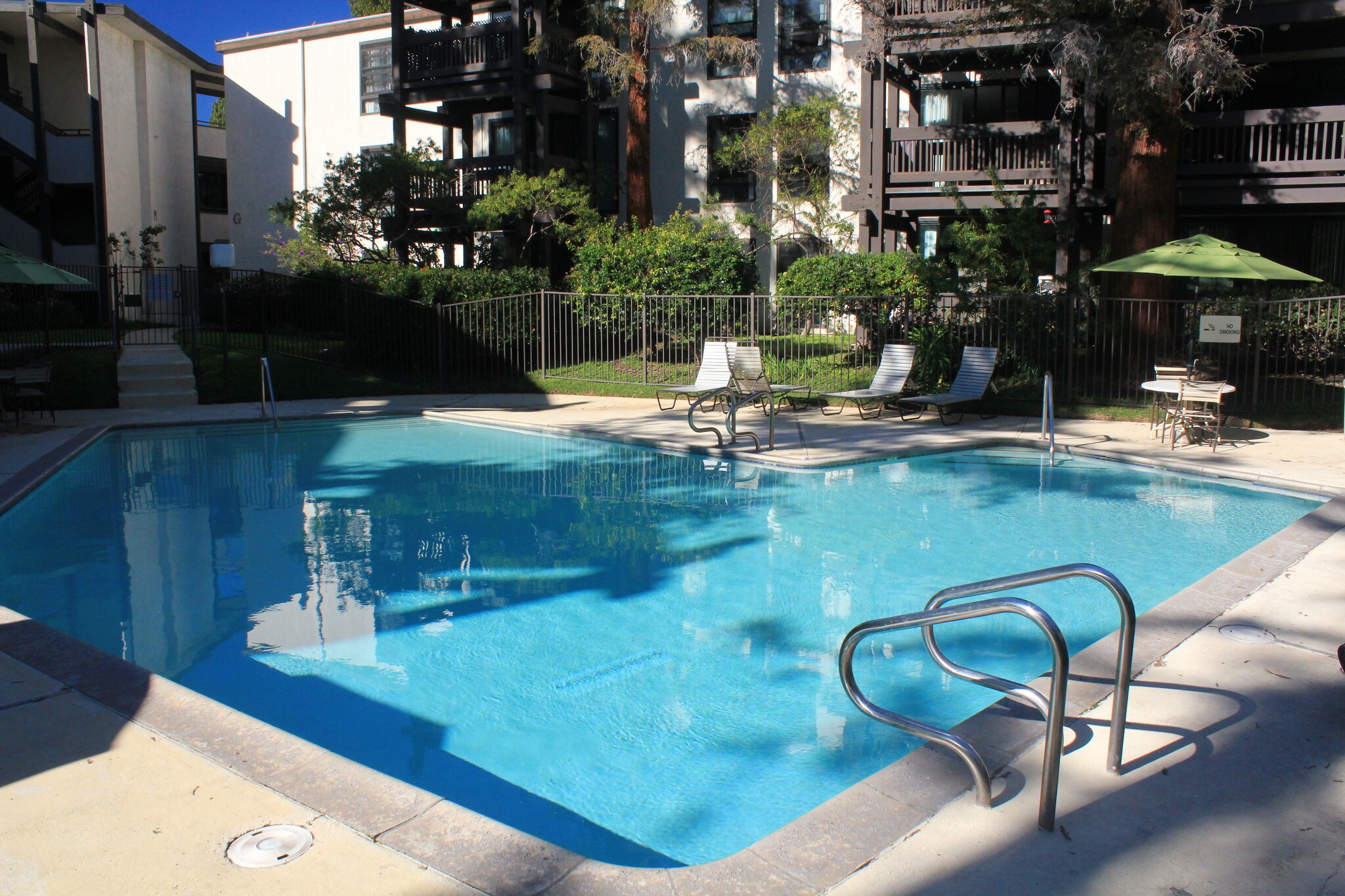 Building Photo - 7765 W 91st St