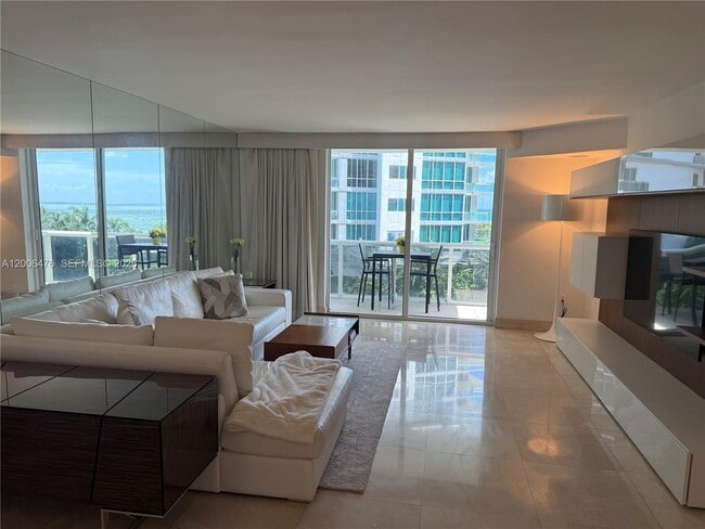 Building Photo - 10275 Collins Ave