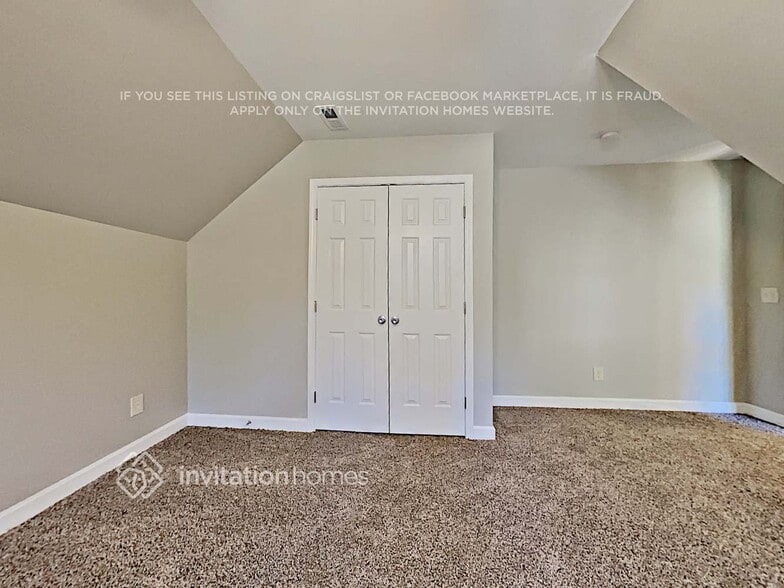 Building Photo - 1600 Stoney Creek Ln