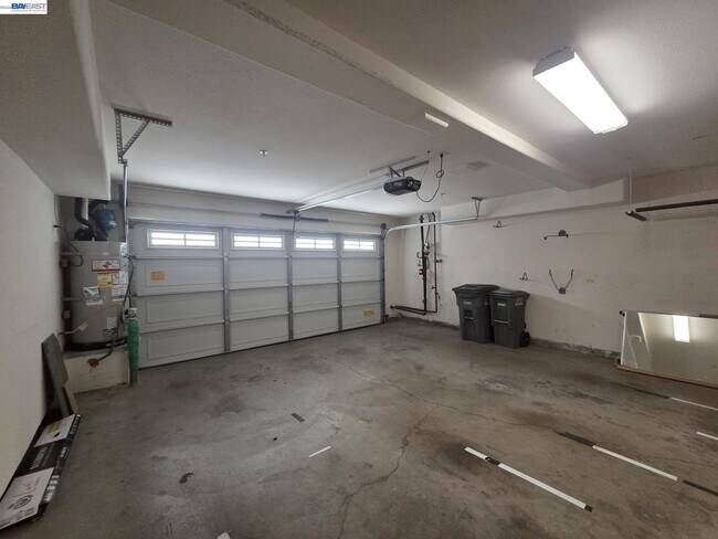 Building Photo - 3727 Whitworth Dr