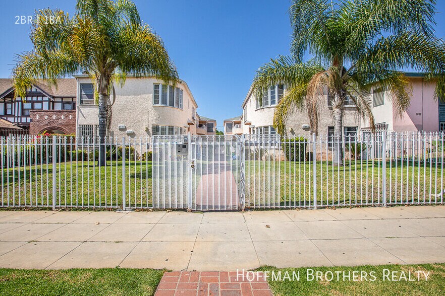 Building Photo - 3811 1/4 W Adams Blvd-