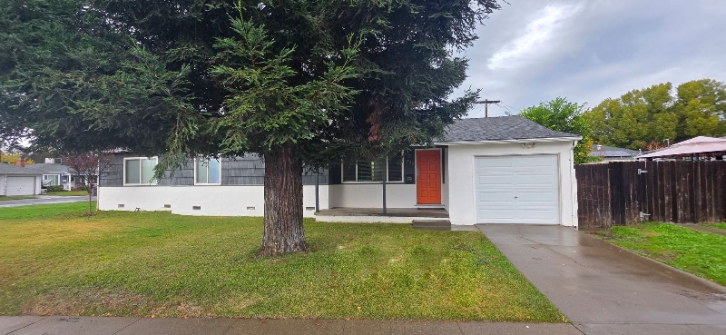 Building Photo - 1930 Hemlock St