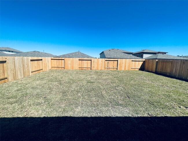 Building Photo - 14238 Wonder Lake Ln