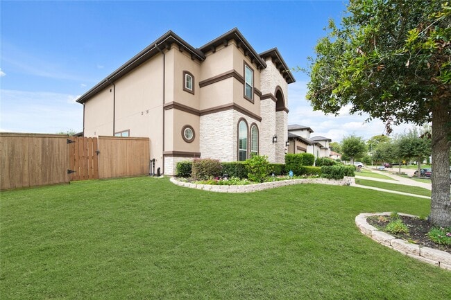 Building Photo - 6411 Tarrion Bay Ln