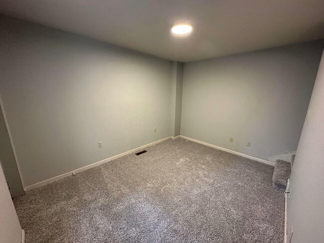 Building Photo - 987-989-989 Oregon Ave