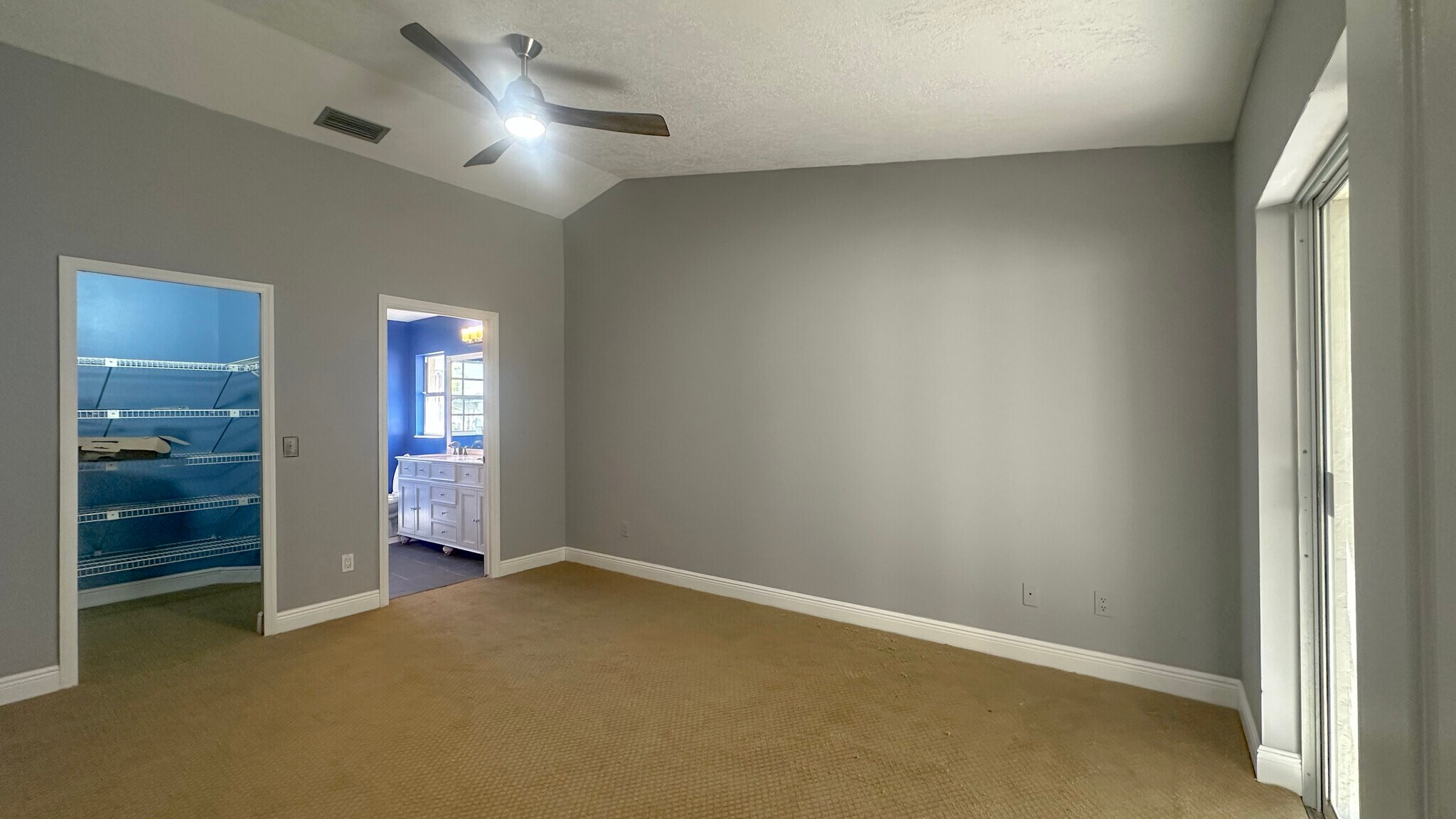 Building Photo - 11728 Spanish Lake Dr