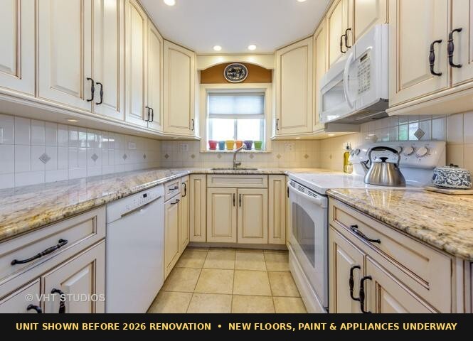 Building Photo - 1406 Hinman Ave