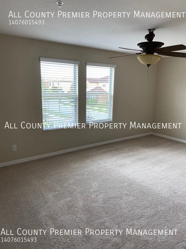 Building Photo - 2079 Bent Grass Ave