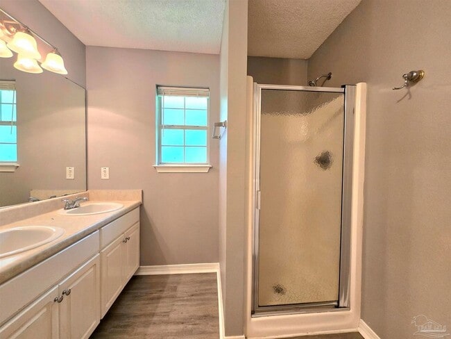 Building Photo - 6718 Fort Deposit Dr