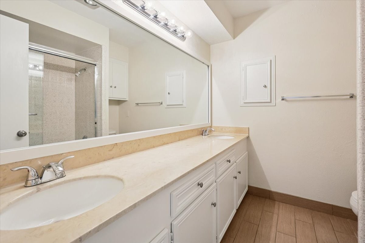 Bathroom - 10655 Sandpiper Ln