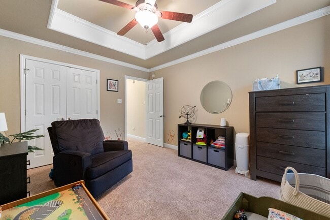 Building Photo - Wonderful Sherwood Home