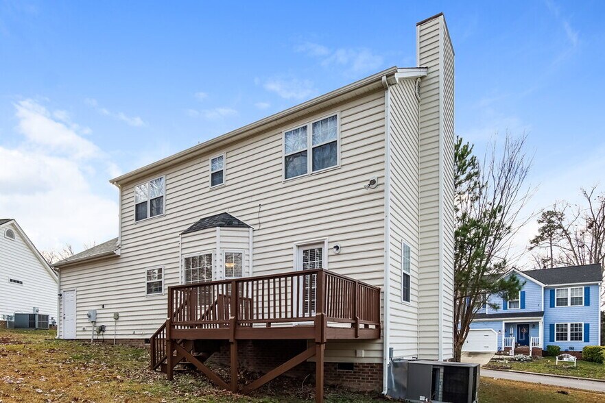 Building Photo - 6820 Coventry Ridge Rd