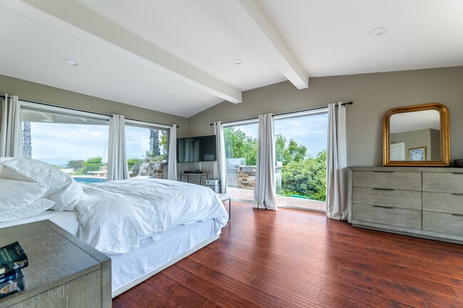 Building Photo - 4067 Cody Rd