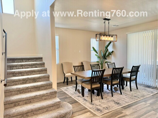 Building Photo - Newer 4 Bedroom 3 Bathroom Home With Solar...