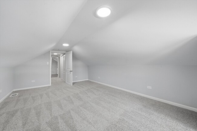 Building Photo - 7940 S Perry Ave