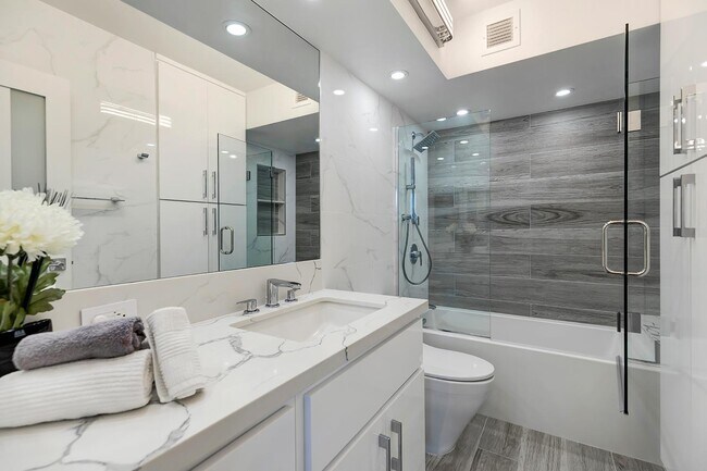 Building Photo - 201 Ocean Ave