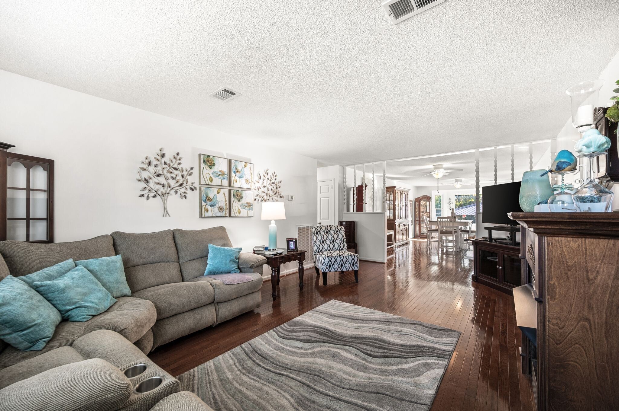 Building Photo - 808 Water View Ter